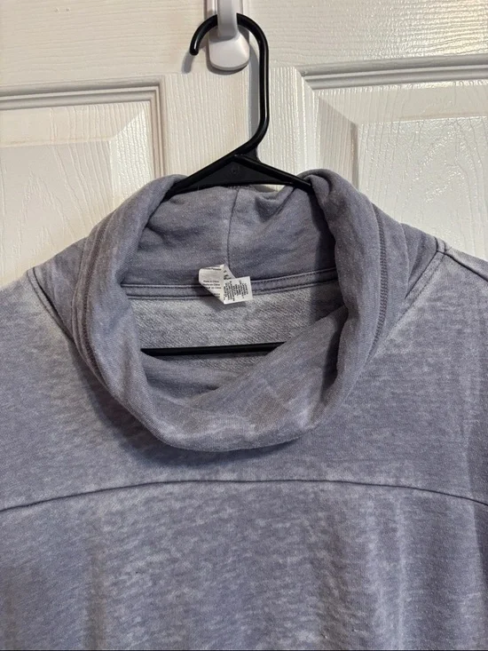 RBX Soft Heather Gray Pullover Hoodie - Picture 3 of 5